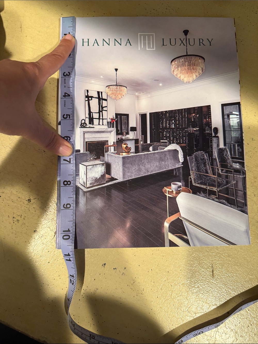 HANNA LUXURY COFFEE TABLE BOOK PRISTINE CONDITION DECOR BOOK